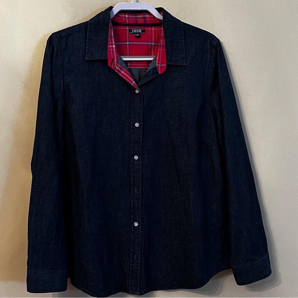 Izod Women’s Dark Denim Chambray Button Down Shirt with Contrast Lining XL